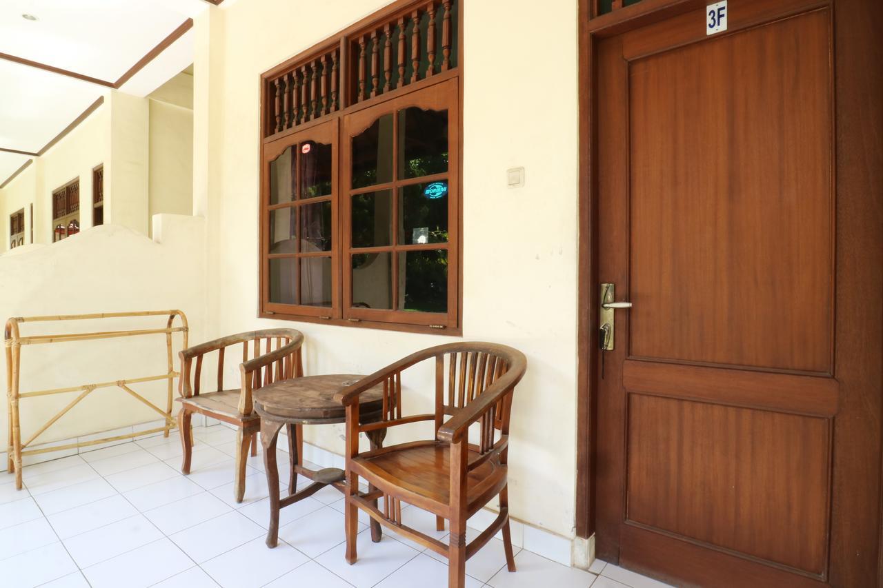 Mekar Jaya Bungalows Кута Екстер'єр фото