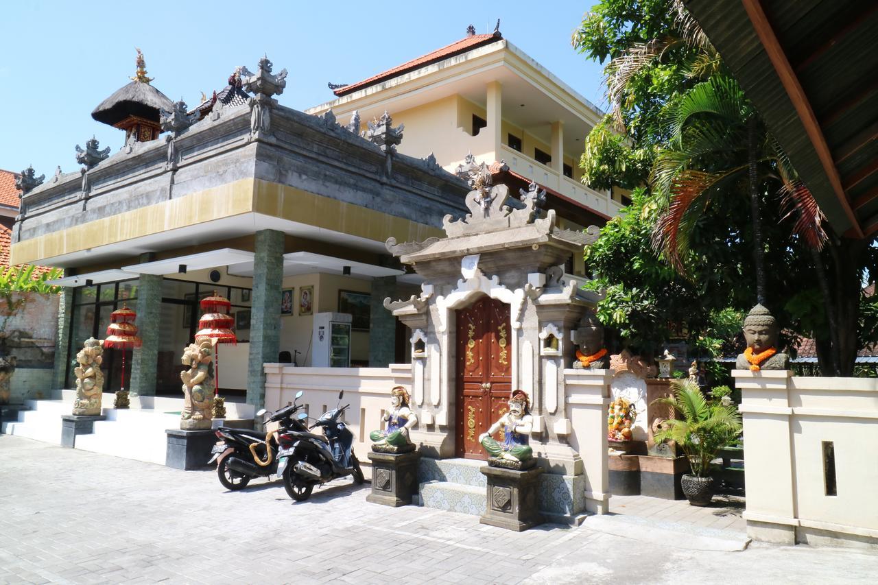 Mekar Jaya Bungalows Кута Екстер'єр фото